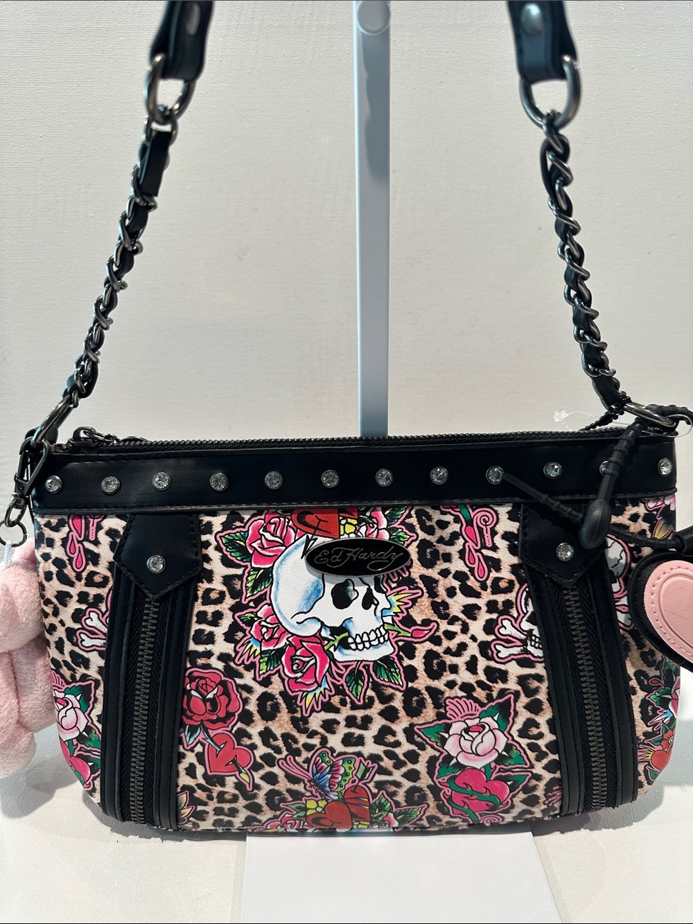 NWT Ed Hardy Skull & Roses Shoulder Bag with multiple Charms.